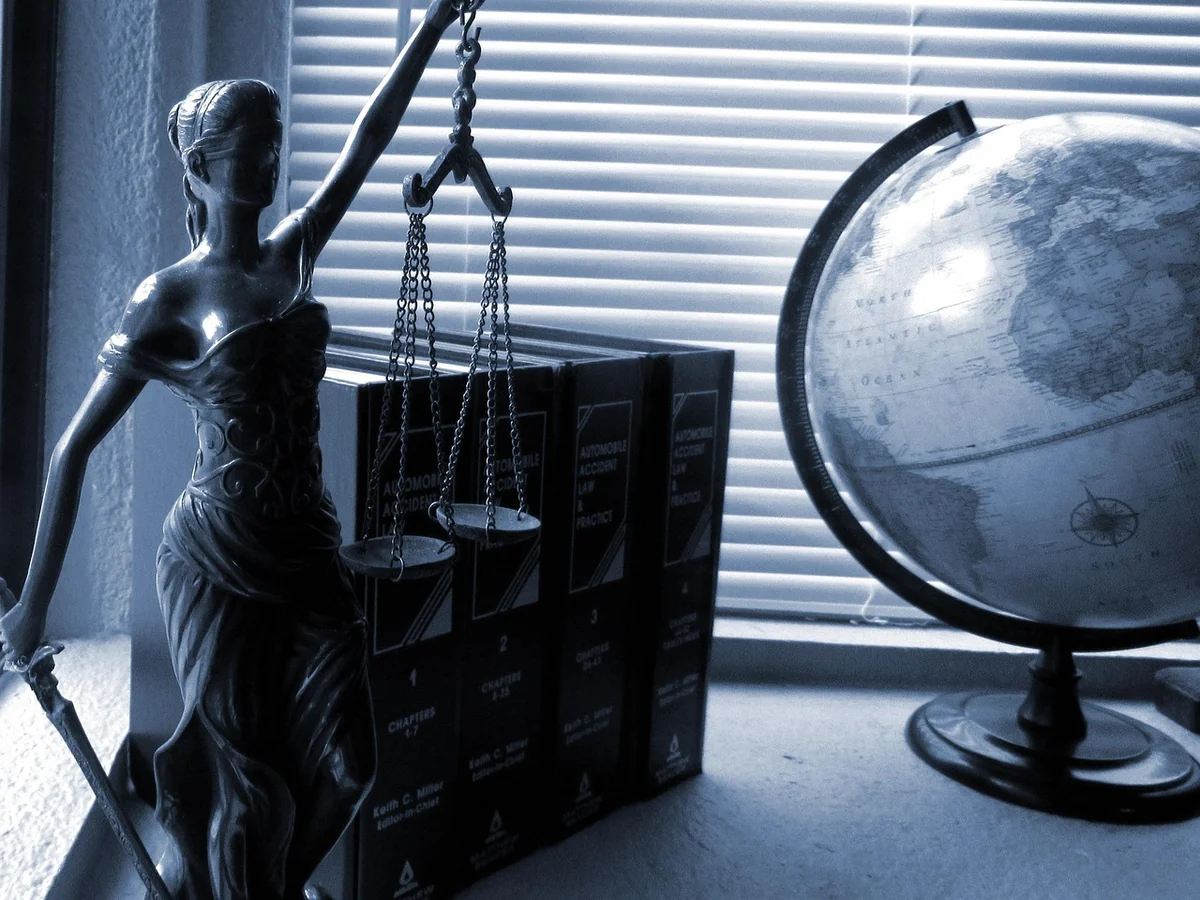 Comprendre la différence entre meurtre et assassinat en 2026 : tout ce qu'il faut savoir